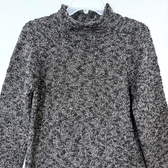 LL Bean Women's Cotton Ragg Knit Sweater Funnelneck Pullover Size M Cozy Classic - Picture 3 of 9